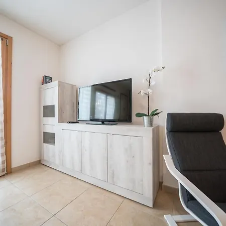 Apartment Gardappartamenti Sorgente Pool
