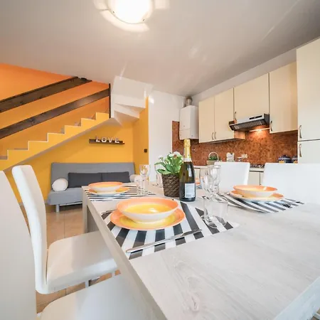 Apartment Gardappartamenti Sorgente Pool