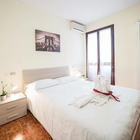 Apartment Gardappartamenti Sorgente Pool