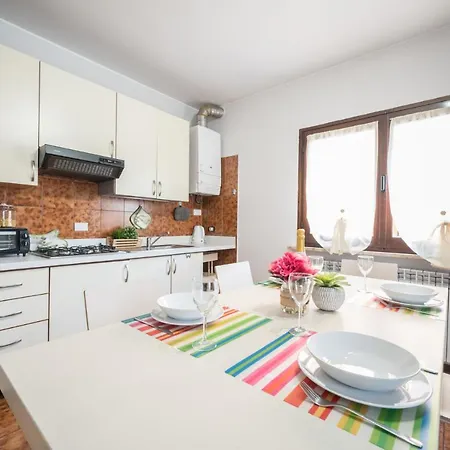 Apartment Gardappartamenti Sorgente Pool Sirmione